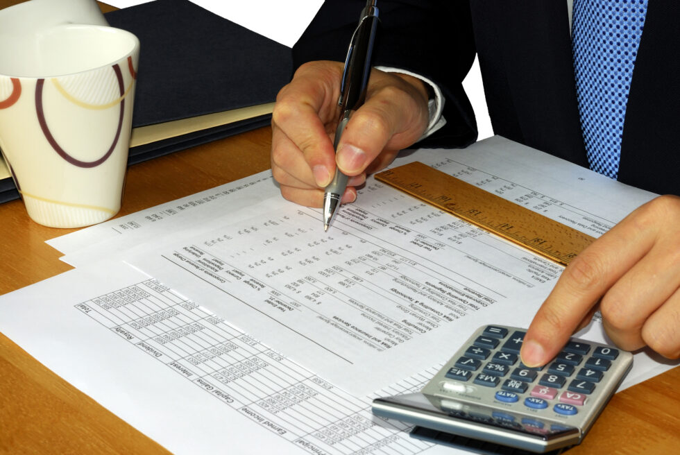 Financial reporting service in sharjah