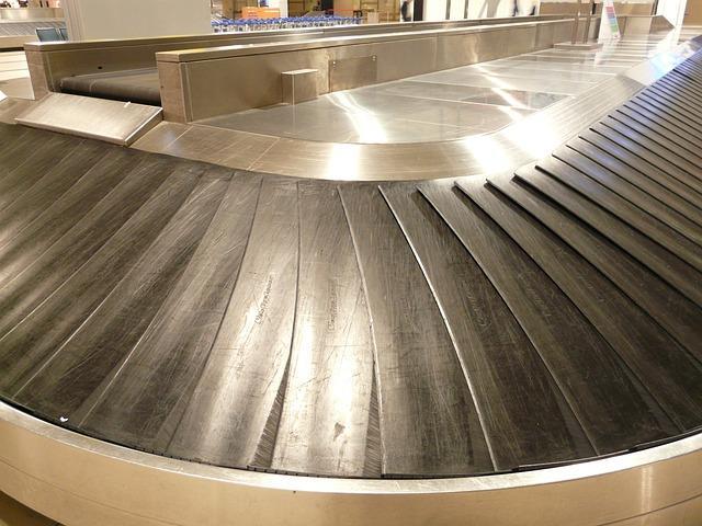 Free Luggage Band Conveyor Belt photo and picture