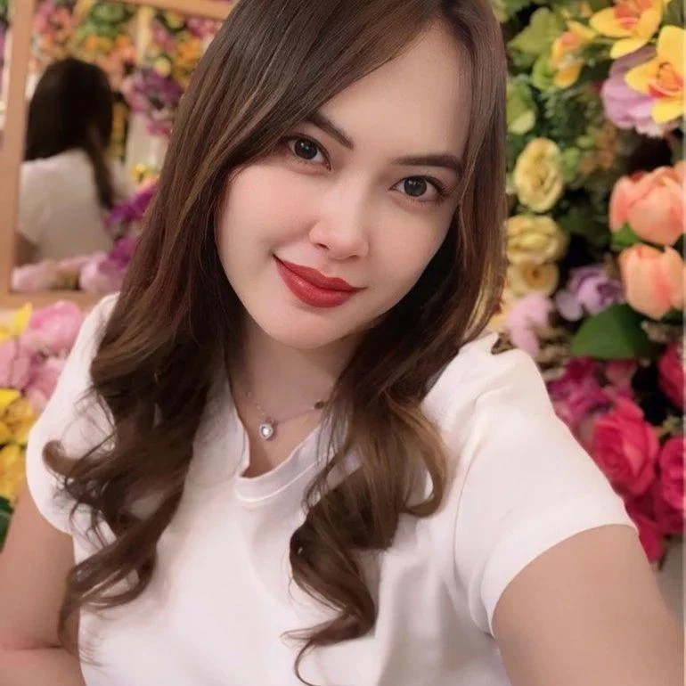 Gadis Manis dengan Tatapan Lugu Menggoda, gadis manis, tatapan lugu, cewek imut