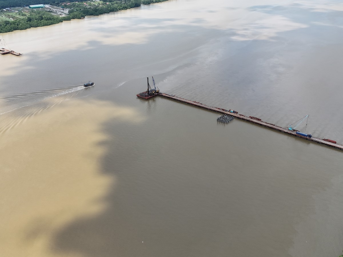 Jambatan Sungai Air Tawar