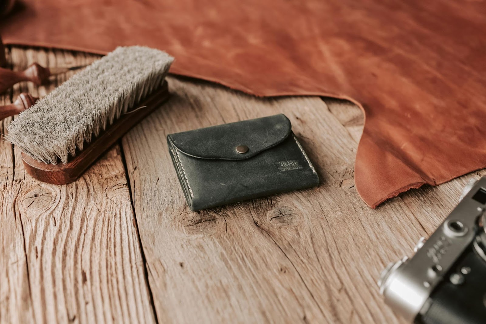 wedding gifts for modern groom