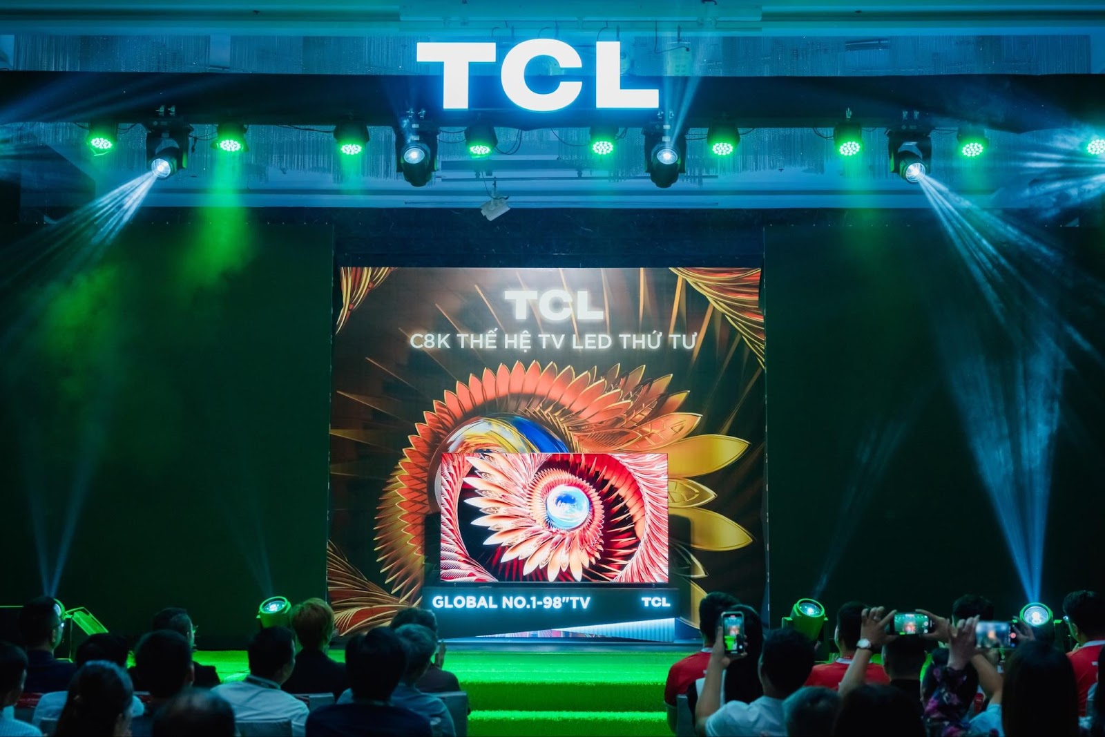 TCL tổ chức hội nghị khách hàng mô phỏng theo sân bóng tại gia với dòng tivi TCL C8K cao cấp - AD 4nXeKd2d7y0GKH9TczUam0KrMcJc26UIdQtyfhQ555Bfm259JhZQCiVrzilmkZ6o9ak7z32rTvjB qQVq4BPDDZsvG3VfgO5fqvEykCg 8JCcWhrhuXo gwG