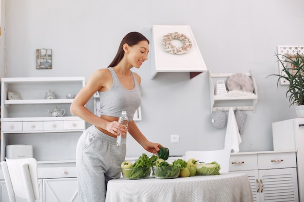 The Best Diet for Gut Health: What to Eat and Avoid
