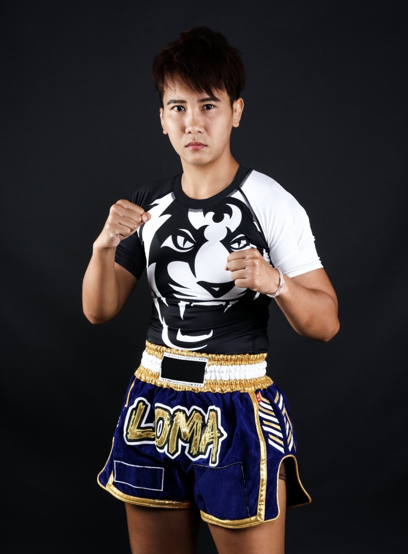  Loma Lookboonmee female Muay Thai fighter