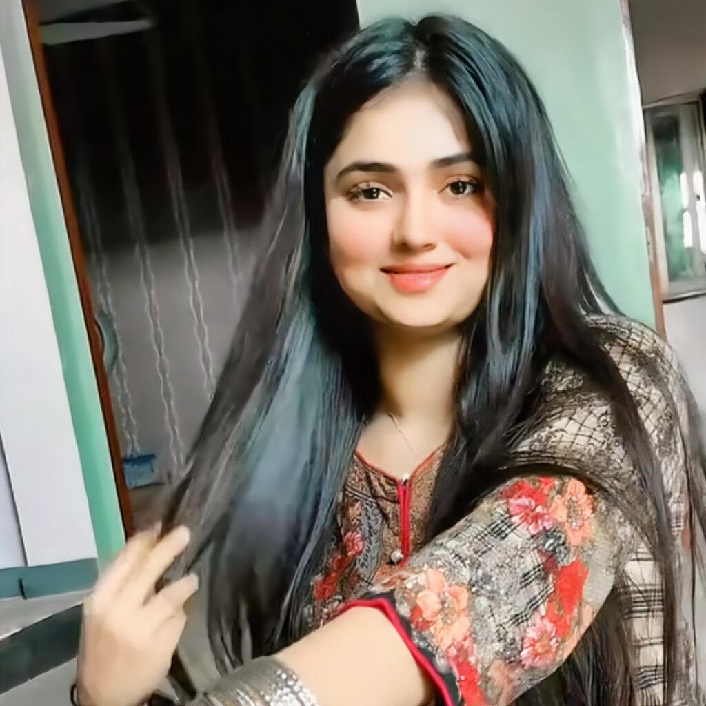 Beautiful pakistani rishta profiles with photos girl