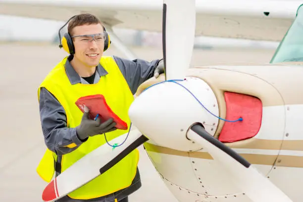 Safety Pilot Qualifications