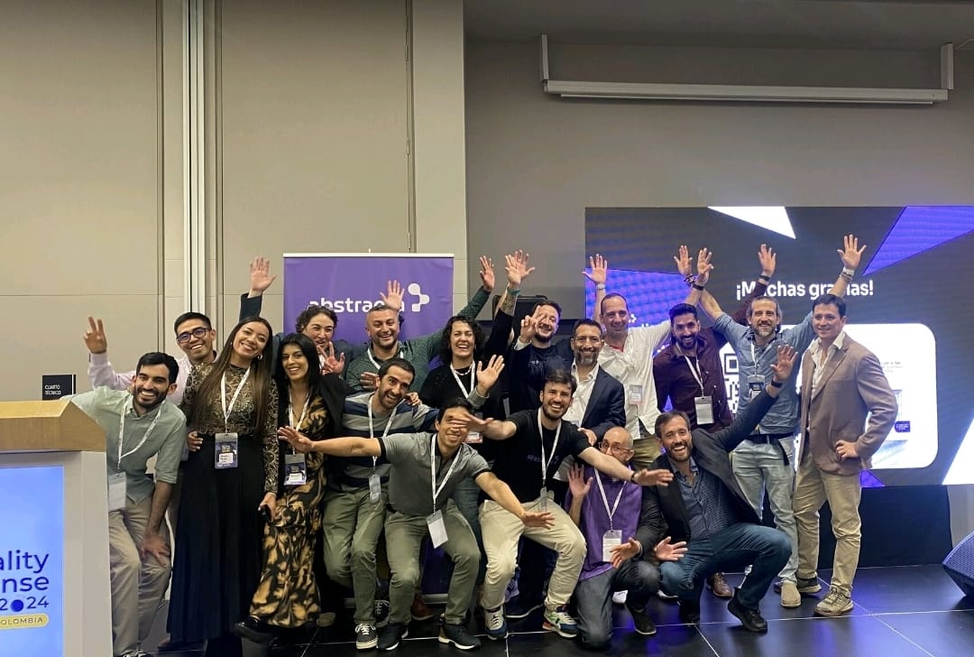 Notable speakers included  Federico Toledo (Abstracta), Mercedes Quintero Martínez (Abstracta), María Clara Choucair (Choucair), Carlos Gauto y Alejandro Duke (Mercadolibre), Diego Molina (Sauce Labs), Carlos Kidman (Quality), Blanca Moreno (QA Minds), Mark Tomilson (Performacology), Emeka Obianwu (Testlio), Juan José Torres (Platzi), Leandro Melendez (Grafana), Joel Montvelisky (PractiTest), Winston Castillo (Thoughtworks), Matías Fornara (Abstracta),  and Martín Borba (Endava).
