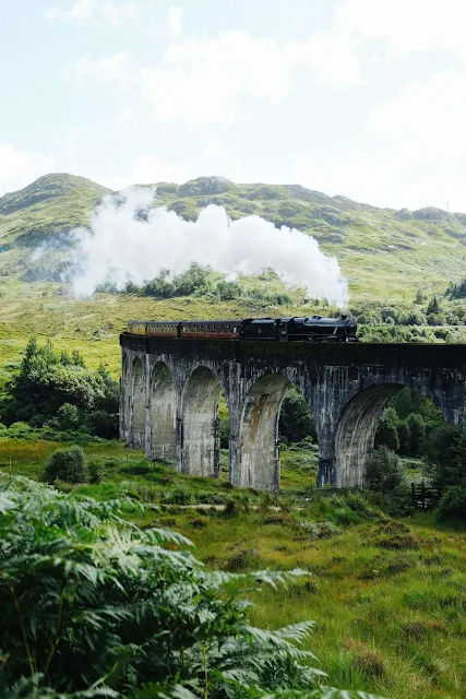 mallaig steam train crossing over glenfinnan viaduct