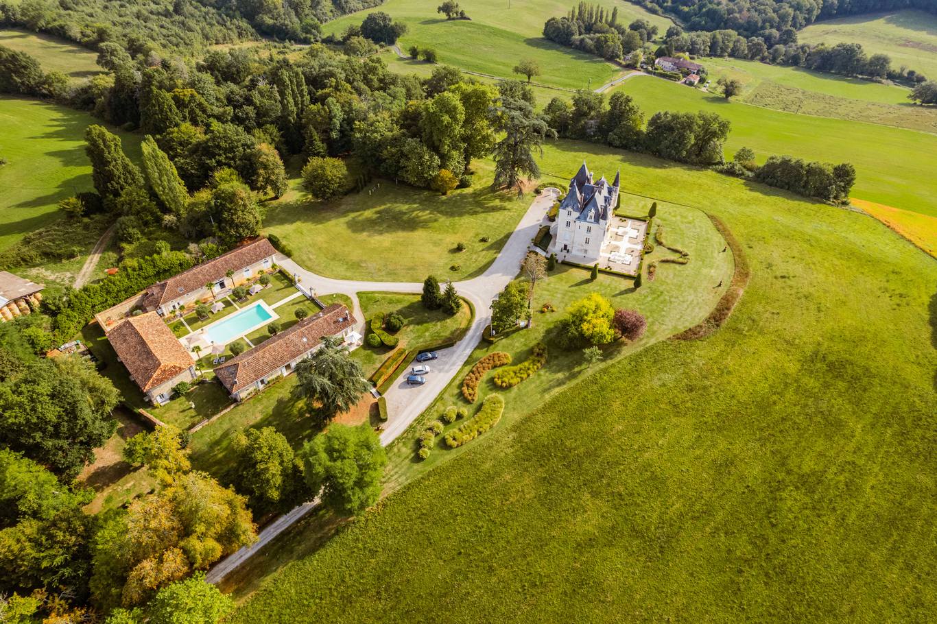 Aerial view of Chateau de Lasfonds