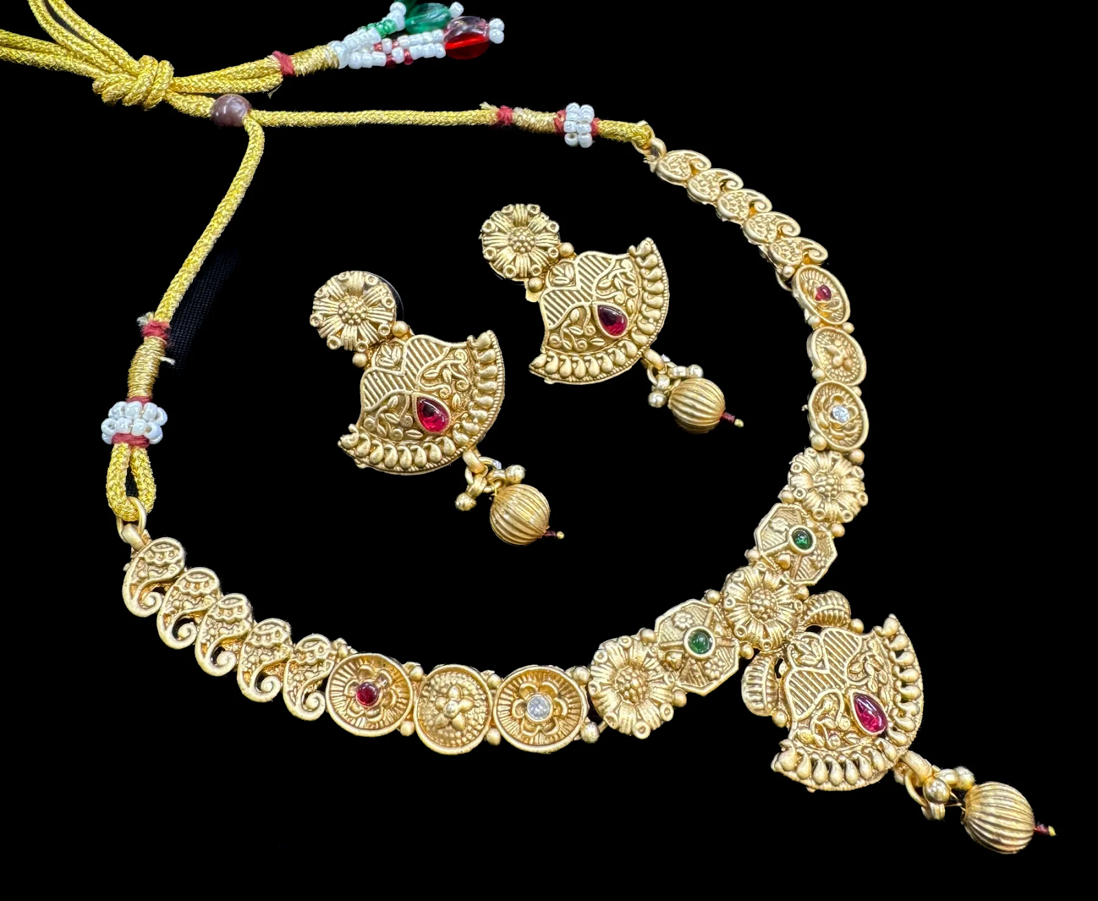 buy necklace online