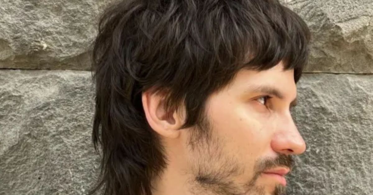 Haircuts for Teenage Guys: Top Trends in 2025