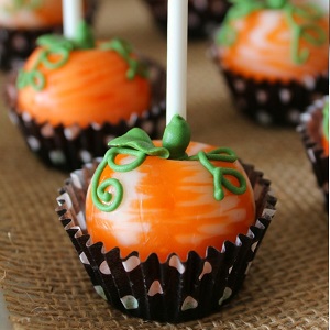 Pumpkin Lollipops