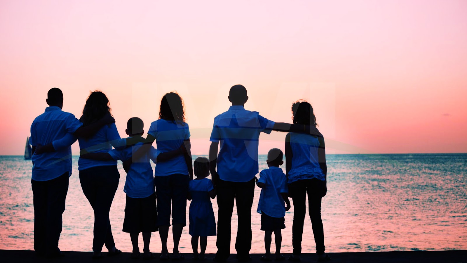 family beach photo outfits images 20