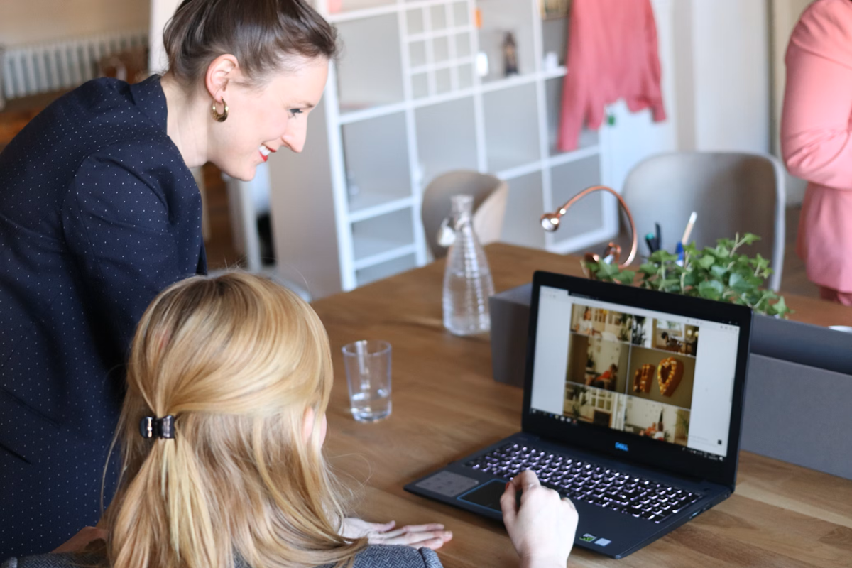 Top 10 benefits of online shopping