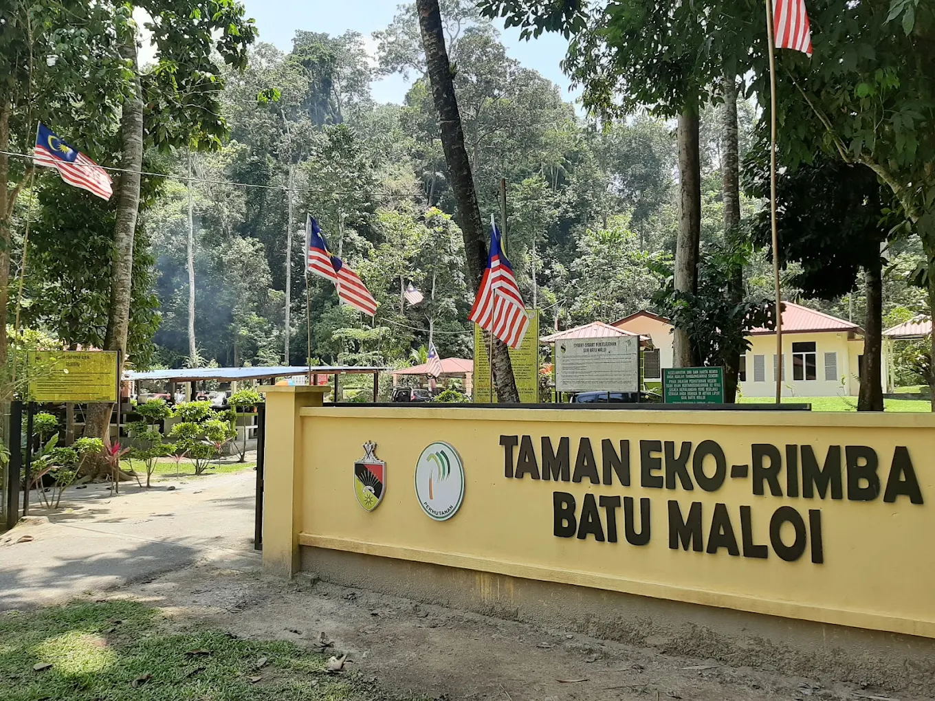 15+ Tempat Menarik Negeri Sembilan Mesra Keluarga