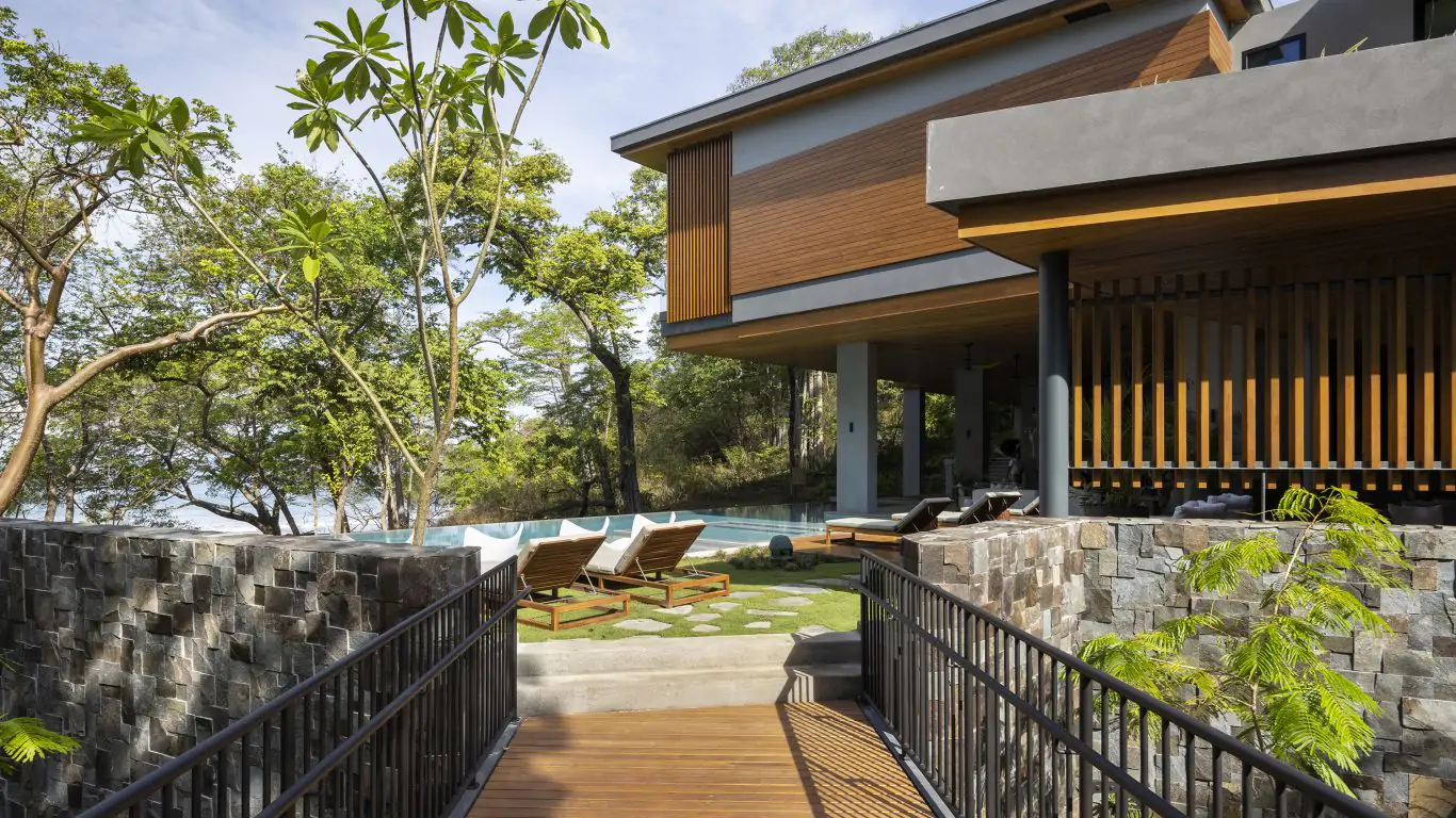 Luxury villa in Guanacaste with an infinity pool, ocean views, and contemporary architecture at Playa Avellanas.