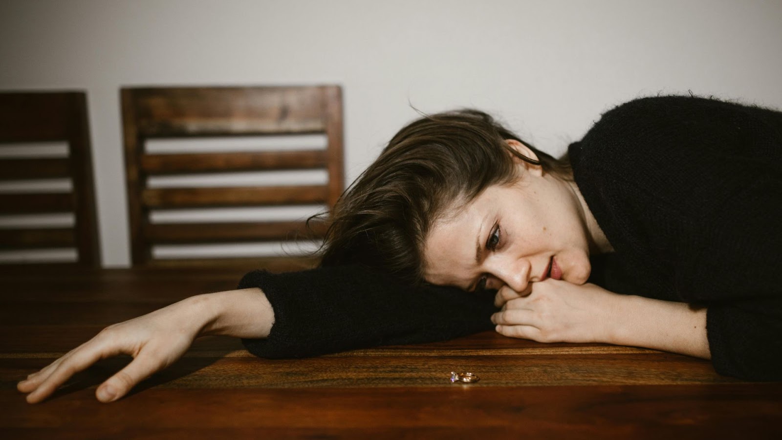 Grieving the unexpected death of a husband is a deeply personal and profoundly painful experience.&nbsp;