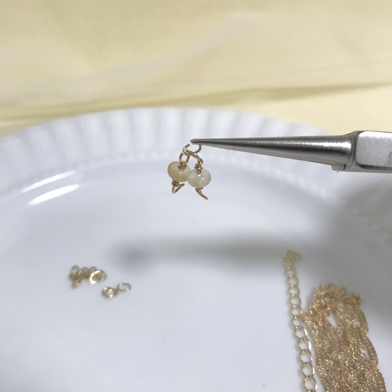 天然石のブレスレットの作り方1
