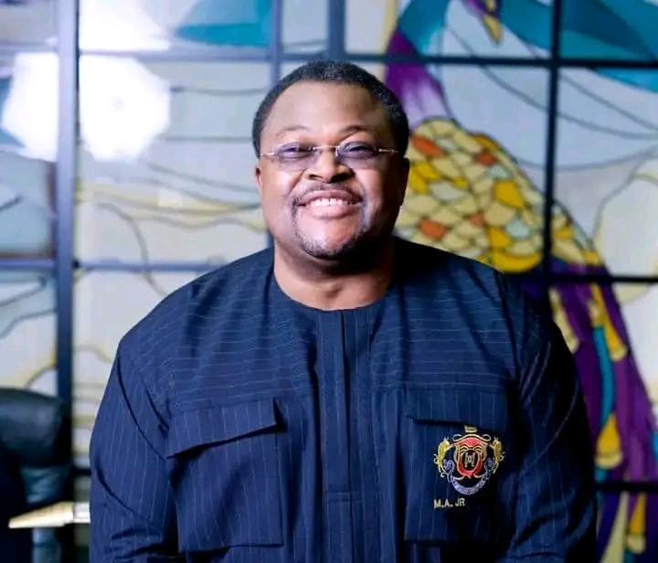 Mike Adenuga photo 