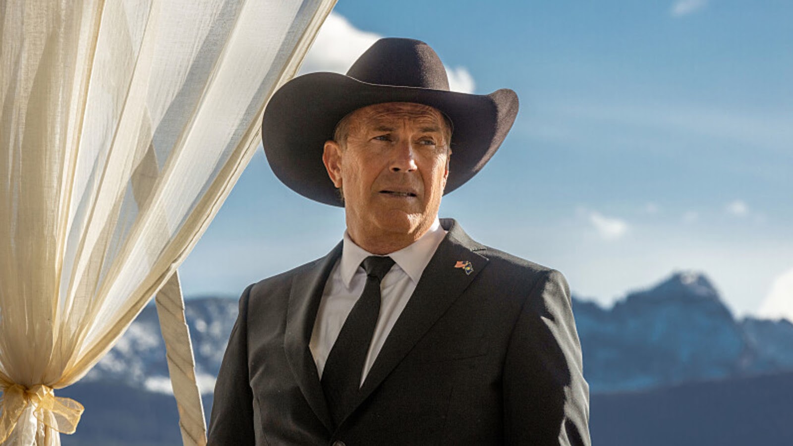 Yellowstone' co-creator Taylor Sheridan says he's 'disappointed' about Kevin  Costner's show exit | CNN