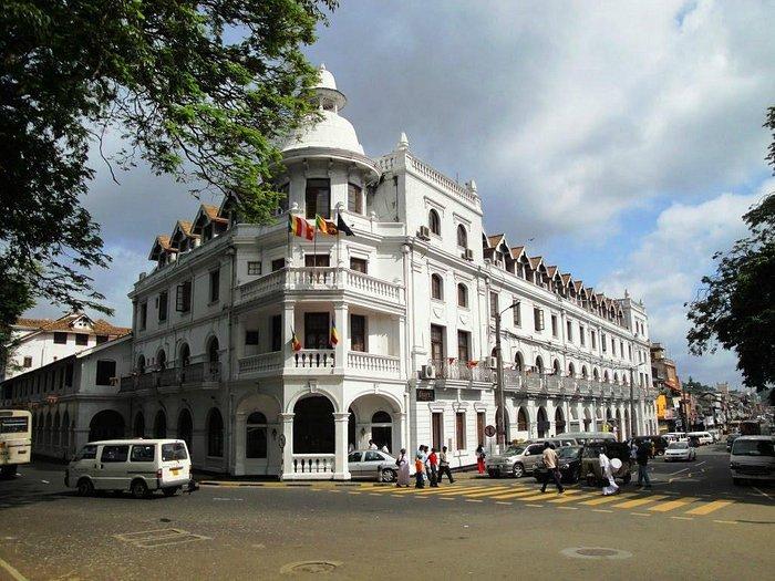 QUEEN'S HOTEL $32 ($̶8̶9̶) - Updated 2023 Prices & Reviews - Kandy, Sri  Lanka