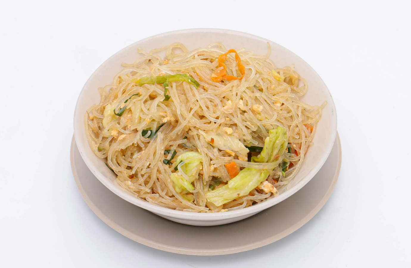 A bowl of noodles and vegetables

Description automatically generated