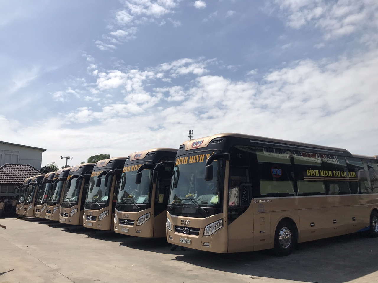 binh minh tai bus from sai gon to nha trang