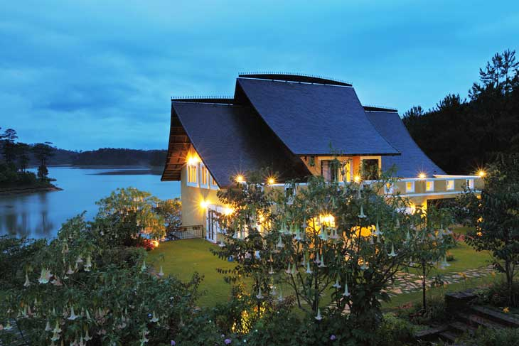 Đất nghỉ dưỡng Bảo Lộc. Đất nghỉ dưỡng view hồ cực chill