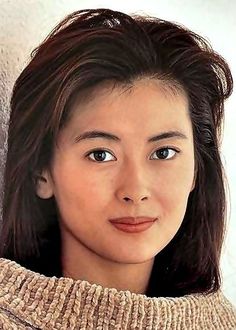 This contains an image of Nakayama Miho.