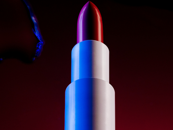  Beyond Lipstick: 5 Natural Ingredients That Boost Oral Health and Enhance Your Look