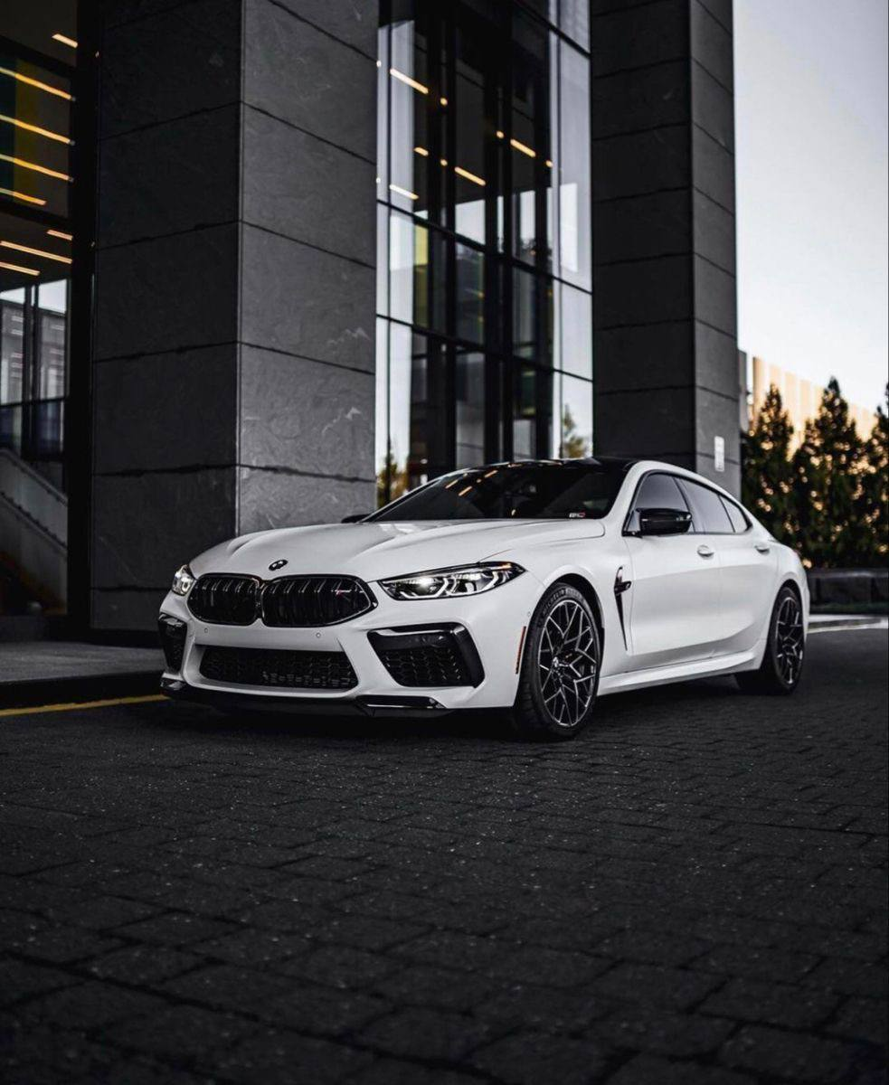 автомобиль BMW