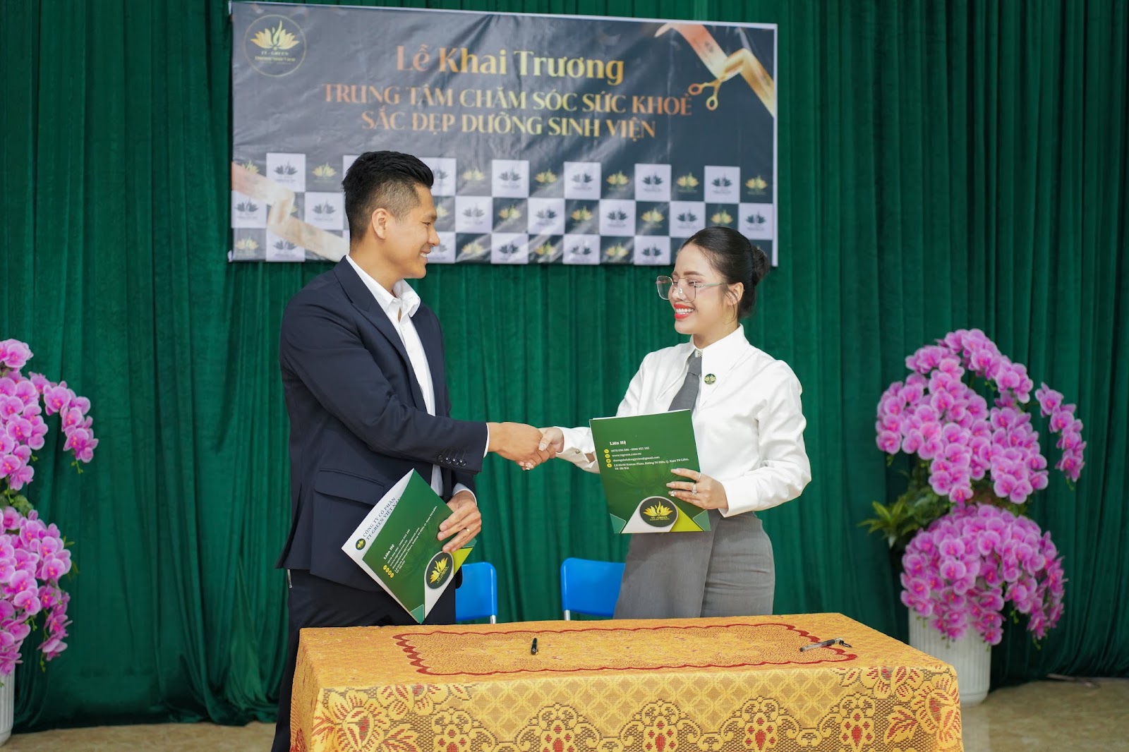 Dưỡng Sinh Viện Văn Phú - Hà Đông chính thức khai trương và ký kết chuyển giao công nghệ