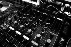 How Technology Is Transforming Techno Music