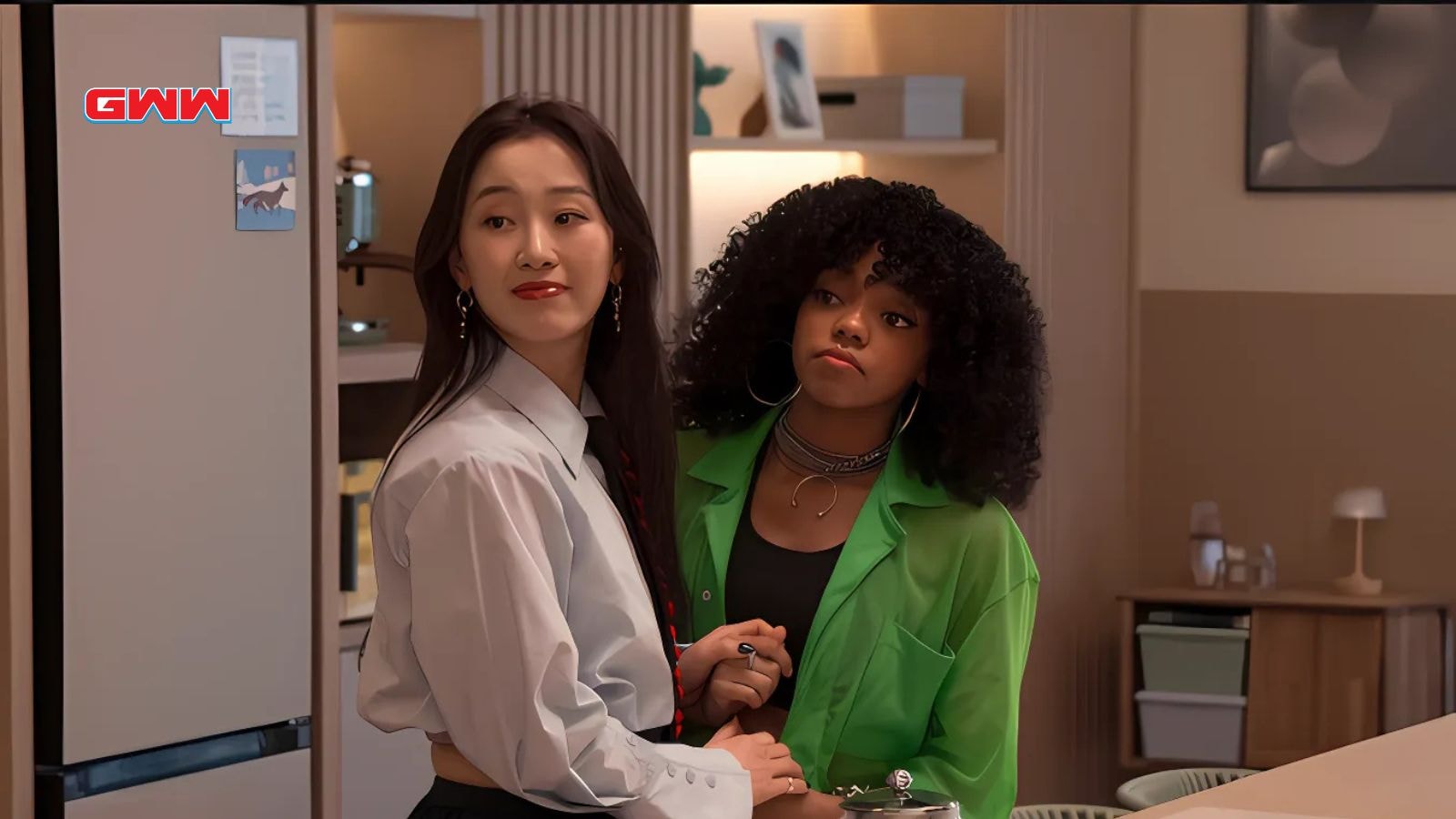 Gia Kim as Yuri and Regan Aliyah as Julianna in XO Kitty Season 2