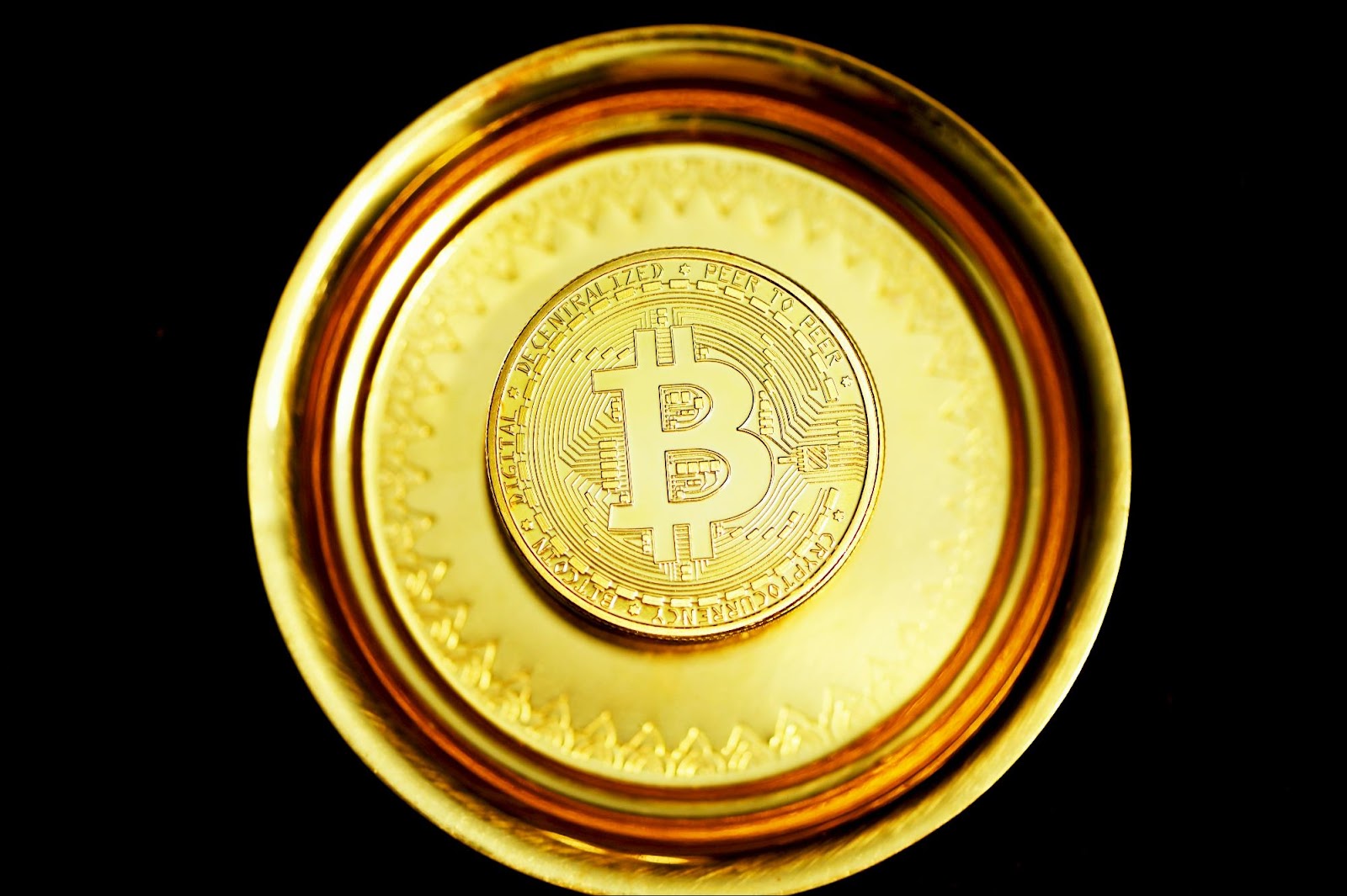 Digital representation of gold and cryptocurrency transaction process