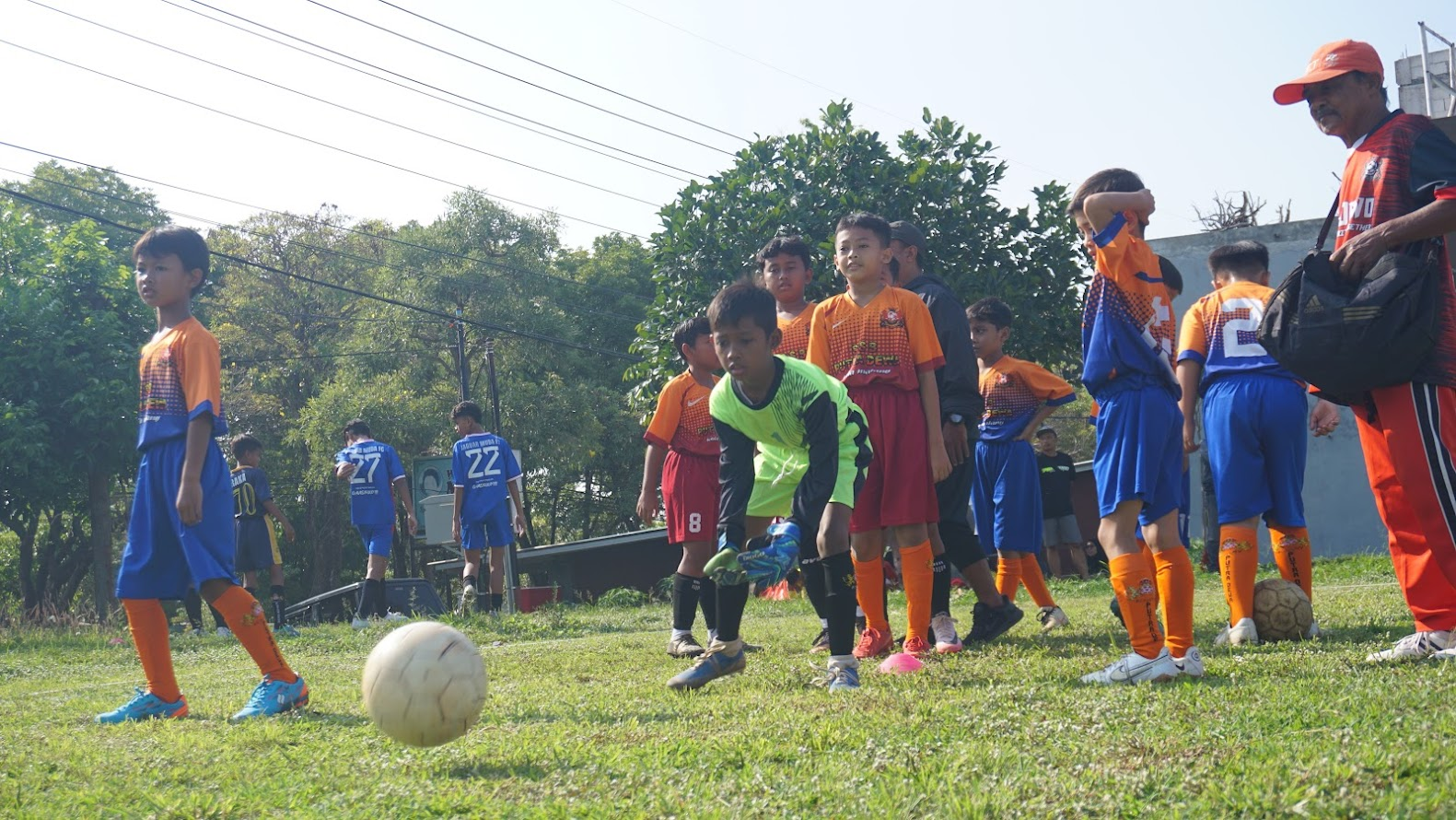 Akademi Sepak Bola Putra Dewa Malang