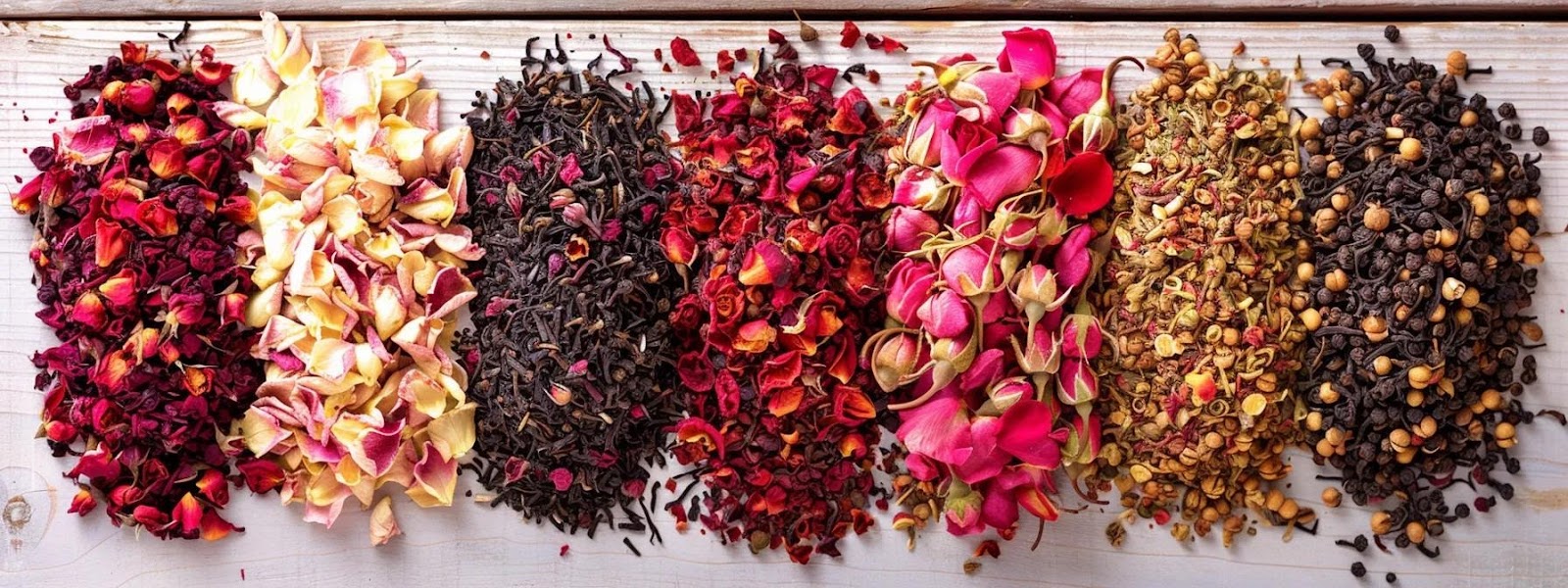 Different types of rose tea