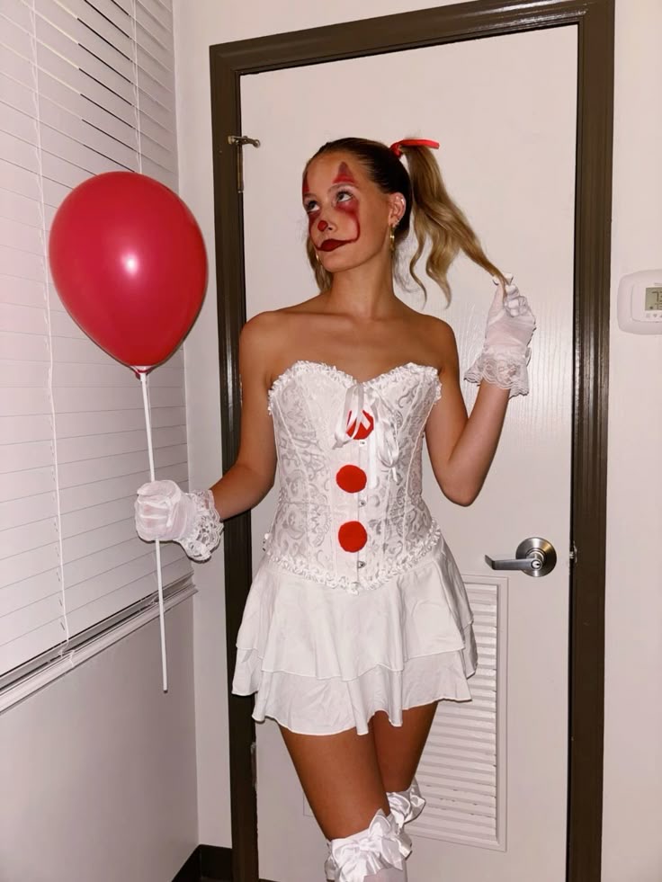 SOLO HALLOWEEN COSTUMES