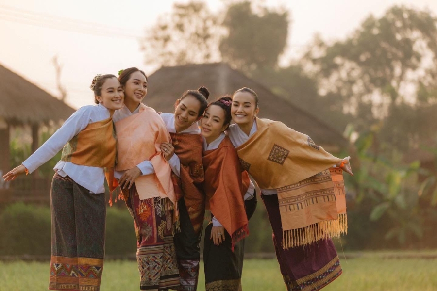 Dressing modestly for visitors coming to Laos