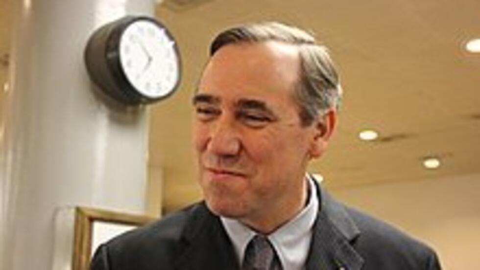 ԱJeff Merkley
Ƭ