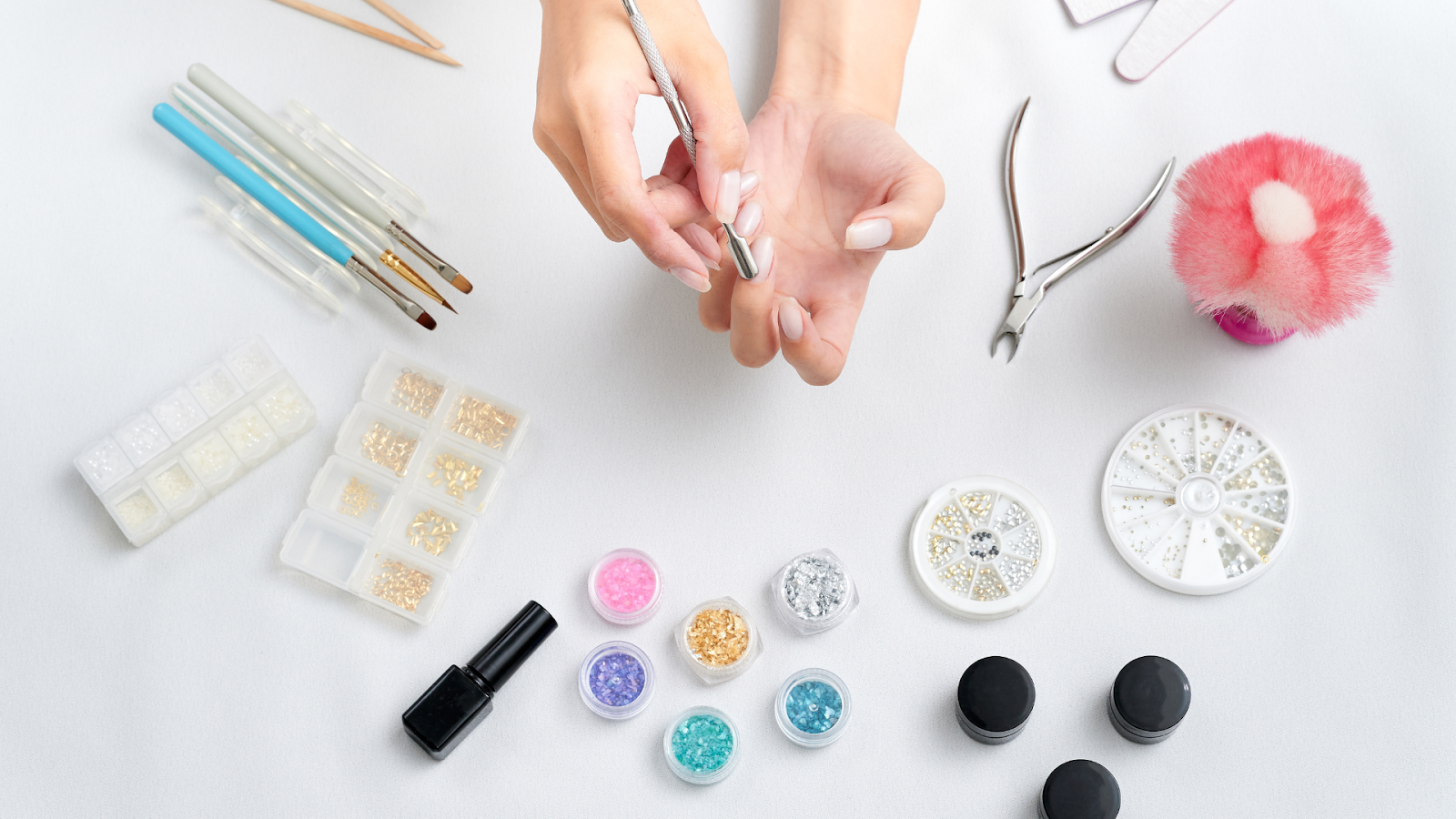 How to Use Nail Art Tools Like a Pro