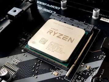 5 Perbedaan Intel vs AMD Paling Lengkap, Siapa Juaranya?
