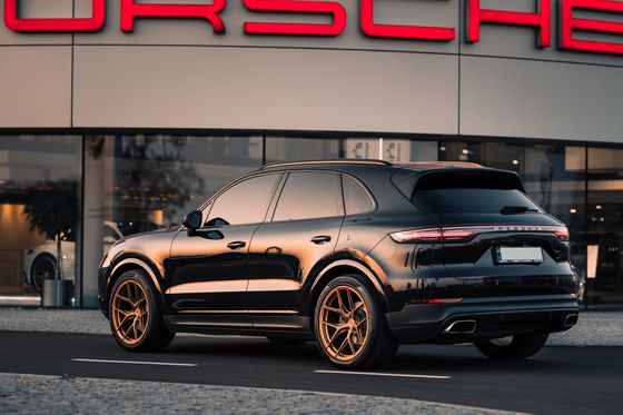 Porsche Cayenne. Фото: Depositphotos