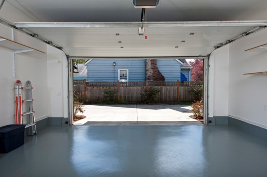 how to repair a garage