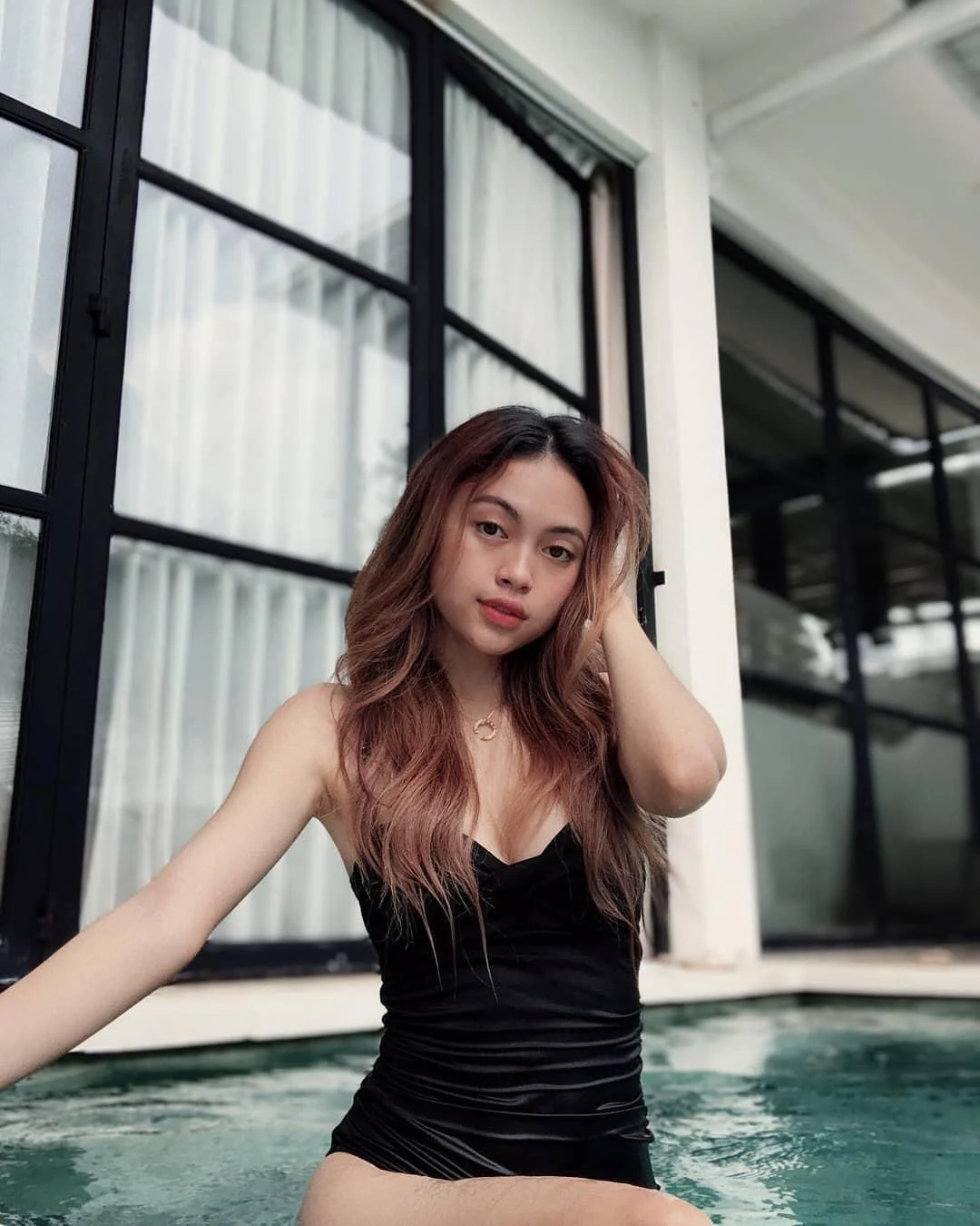 Gadis Manis dengan Tatapan Lugu Menggoda, gadis manis, tatapan lugu, cewek imut