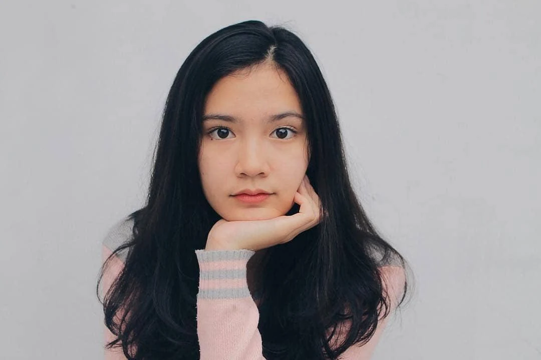 Gadis Lugu Membuat Dunia Terasa Lebih Manis, gadis lugu, dunia manis, cewek polos
