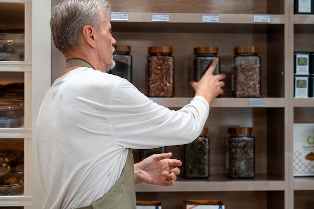 How to Extend Shelf Life with Food Storage