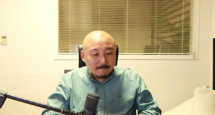 "물질적 보상→자필 사과문 요구까지" 주호민, 교사 선처 철회한 이유 […