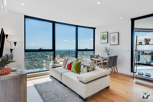 KOZYGURU | Box Hill | Designer Home With View | 2 BED + FREE PARKING | VBH850