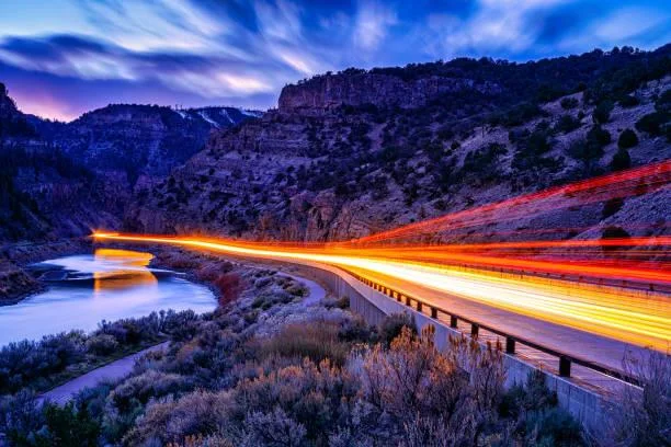 18 Landscapes Where Earth and Water Embrace, earth-water connection, nature blend, nature, landscape, land and lake, river edge
